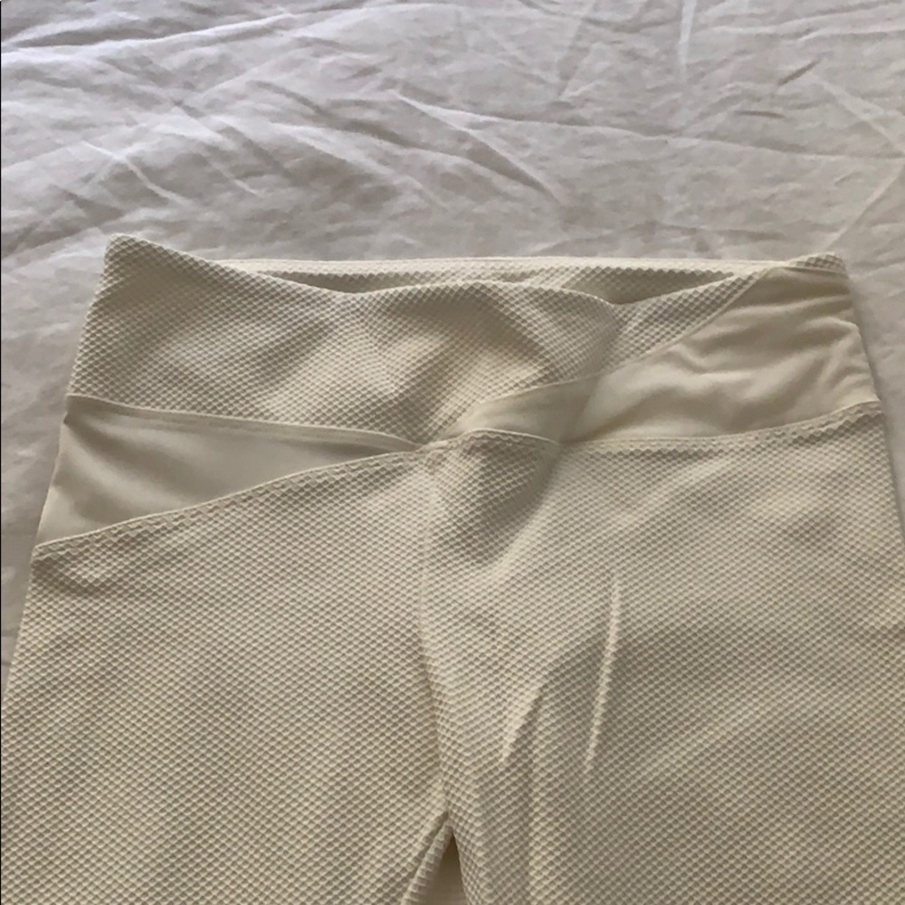 White Koral leggings